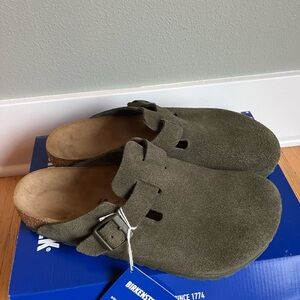 Birkenstock Thyme Suede Clogs